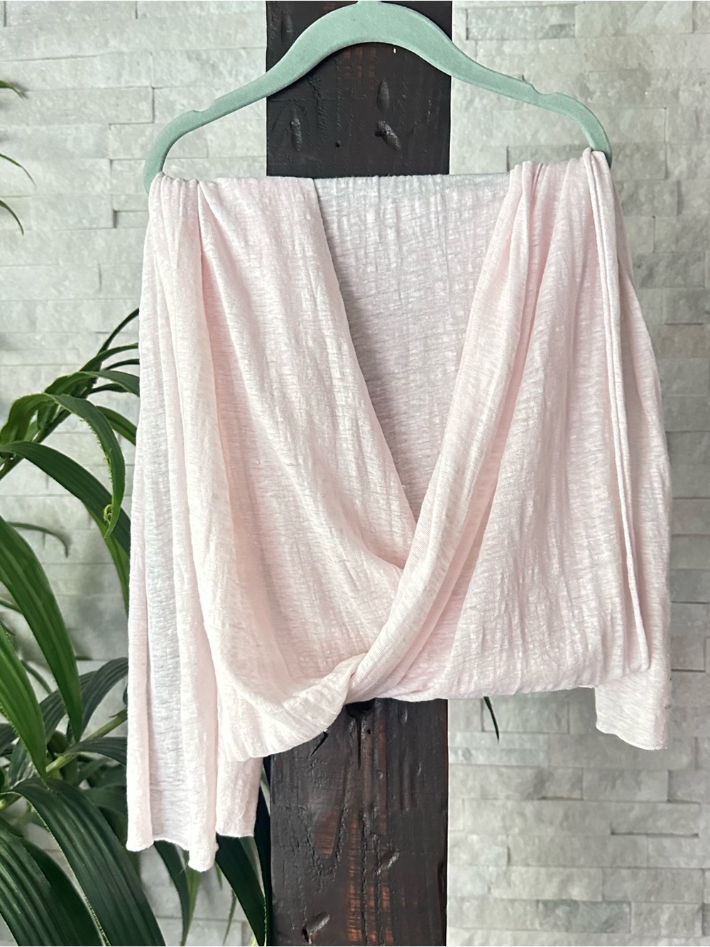 Majestic Filatures Pastel Pink Linen Scarf